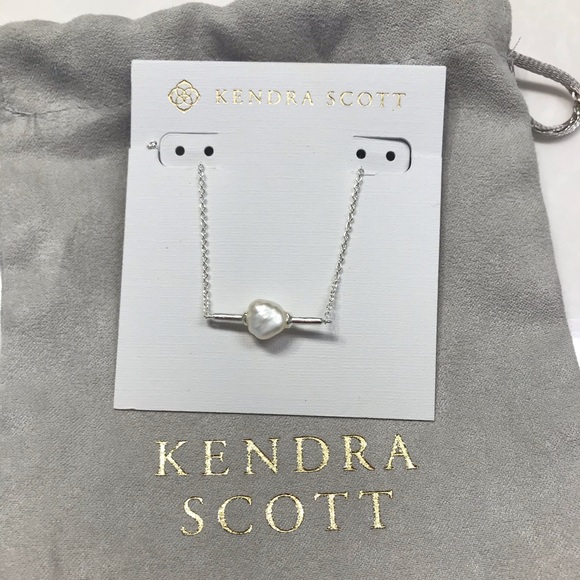 Kendra Scott Jewelry - Kendra Scott Necklace